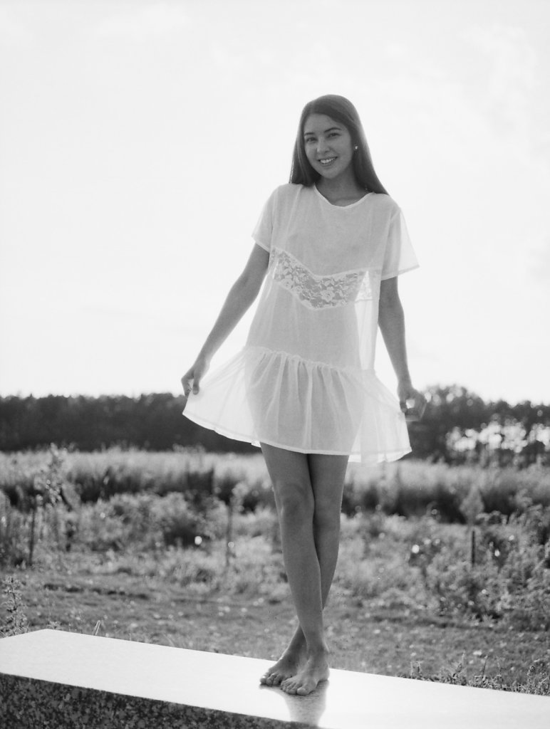 Curtsy
